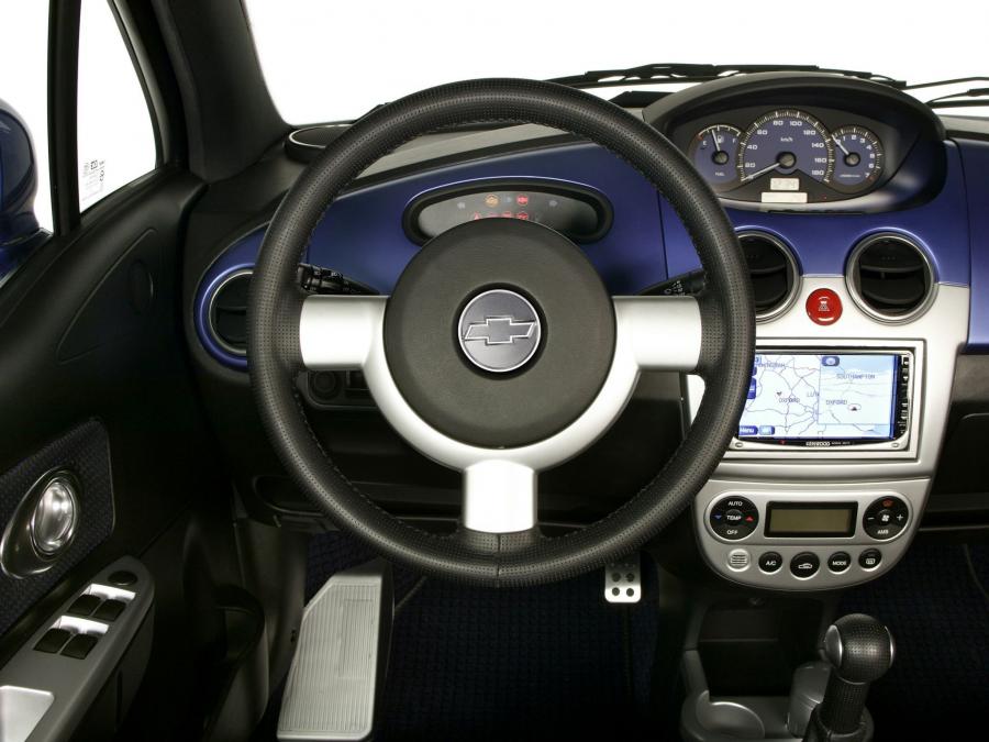 Chevrolet M3X Concept 2004 года  (фото 17 из 22)